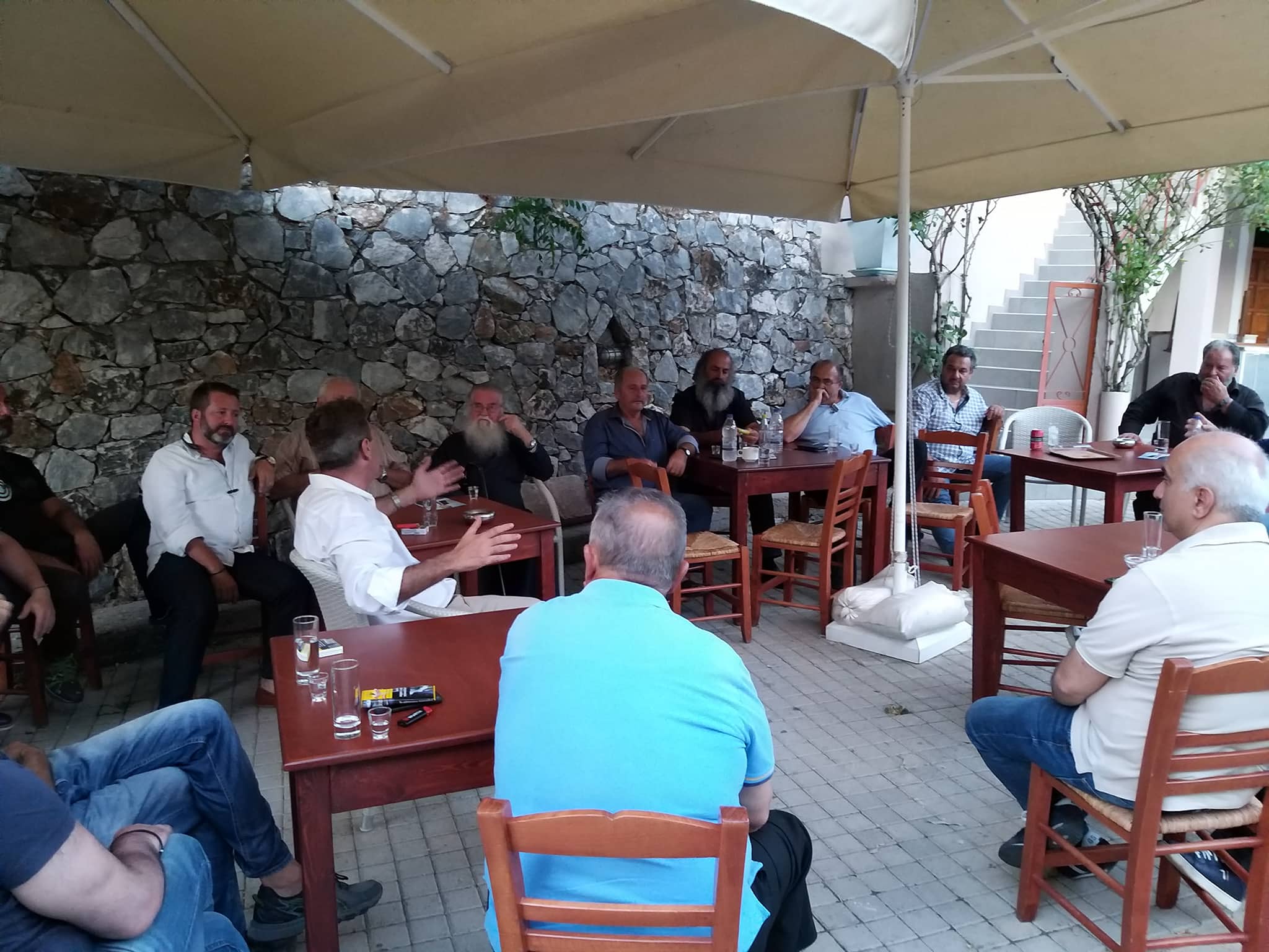 Επίσκεψη του υποψήφιου Βουλευτή Ρεθύμνου, Νίκου Μαλλιαρού, στο χωριό Μυριοκέφαλα του Δήμου Ρεθύμνης