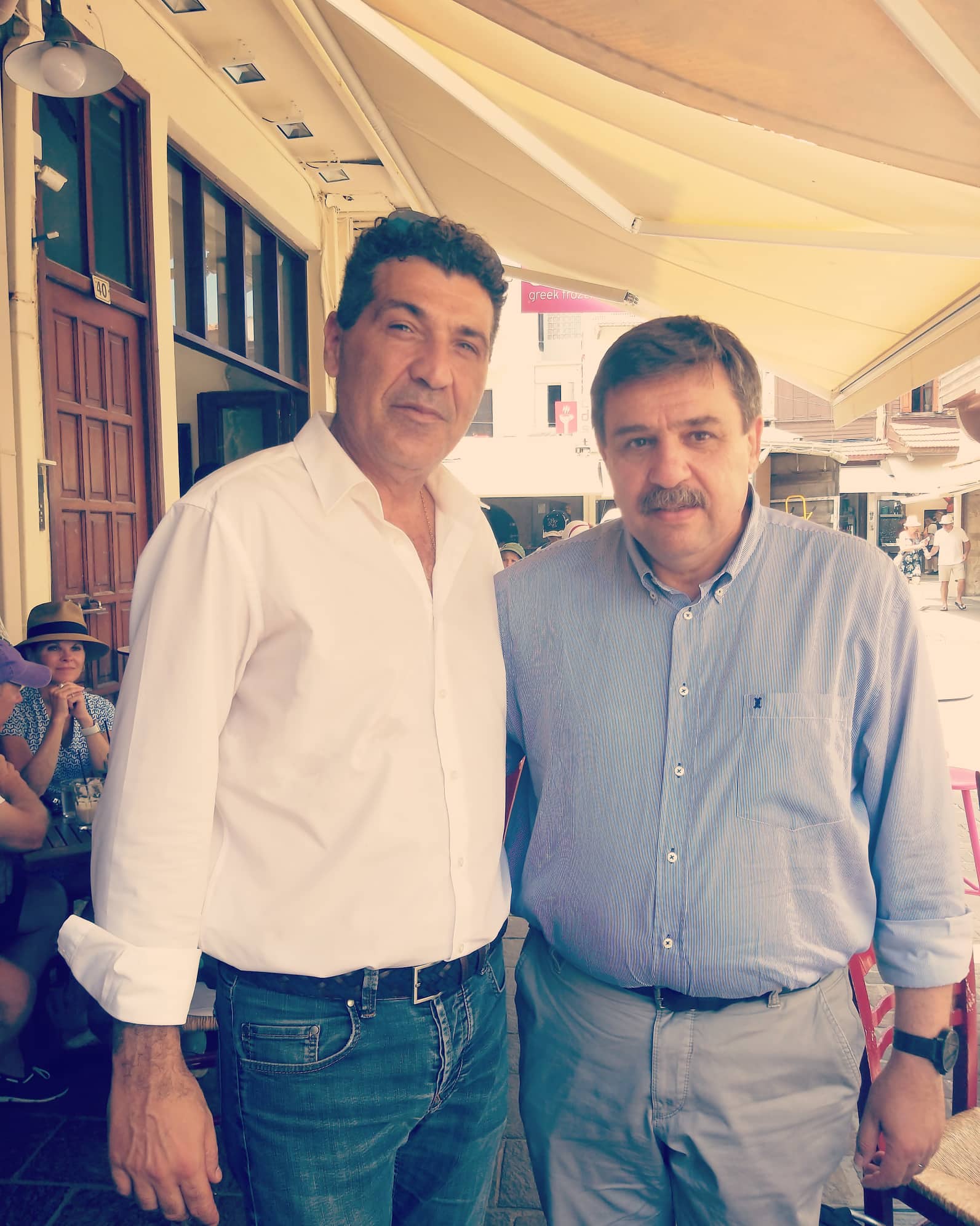 Βόλτα στα καταστήματα της πόλης του Ρεθύμνου, του υποψήφιου Βουλευτή Ρεθύμνου, Νίκου Μαλλιαρού